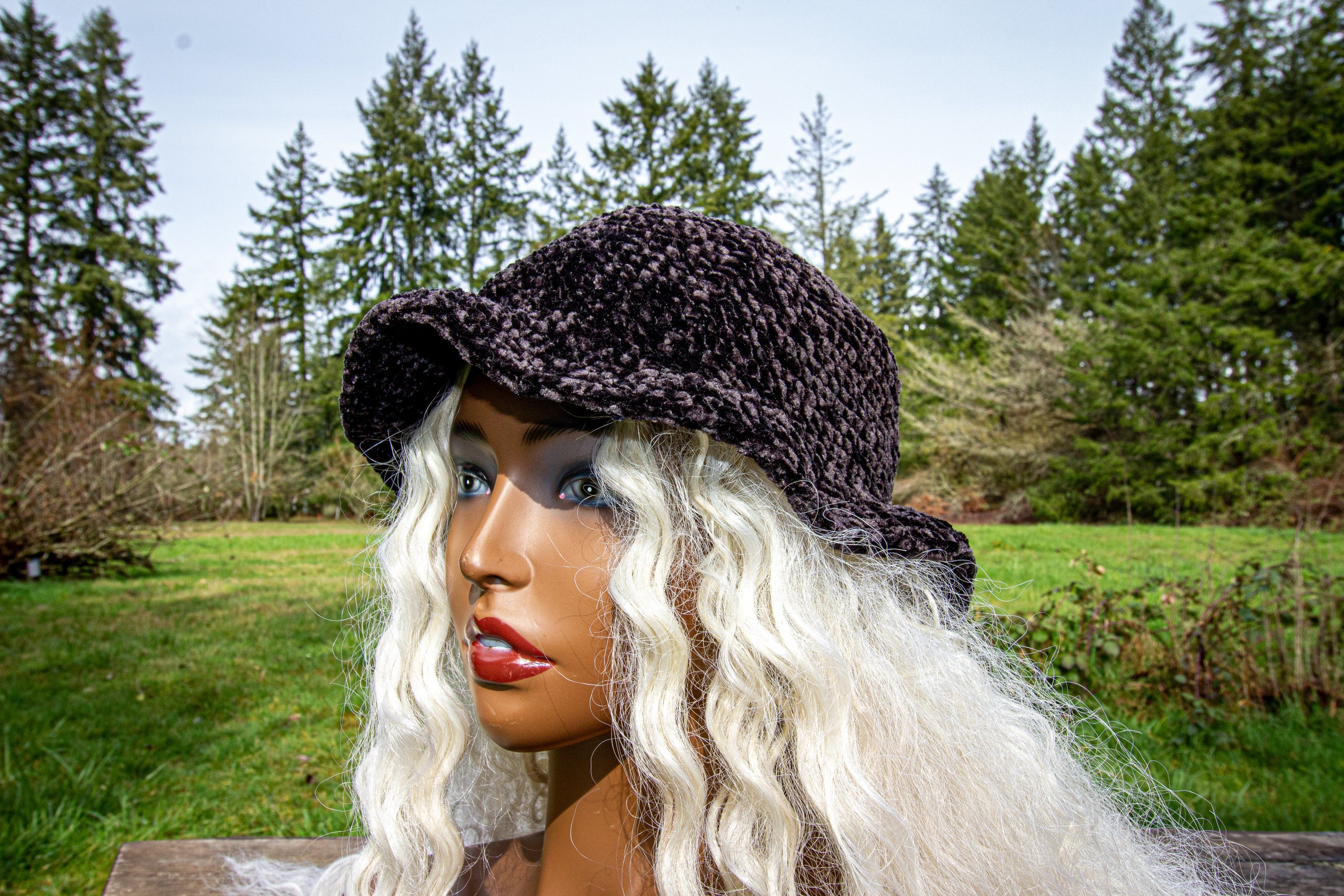 Velvet Bucket Hat - Blackbird | BubbleGunk